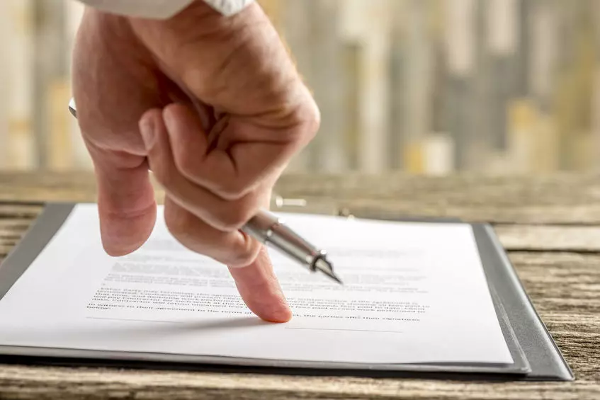 Family meeting with legal advisor, showing when a Will is crucial—highlighting Trusted Will Writing Windsor for essential life planning.
